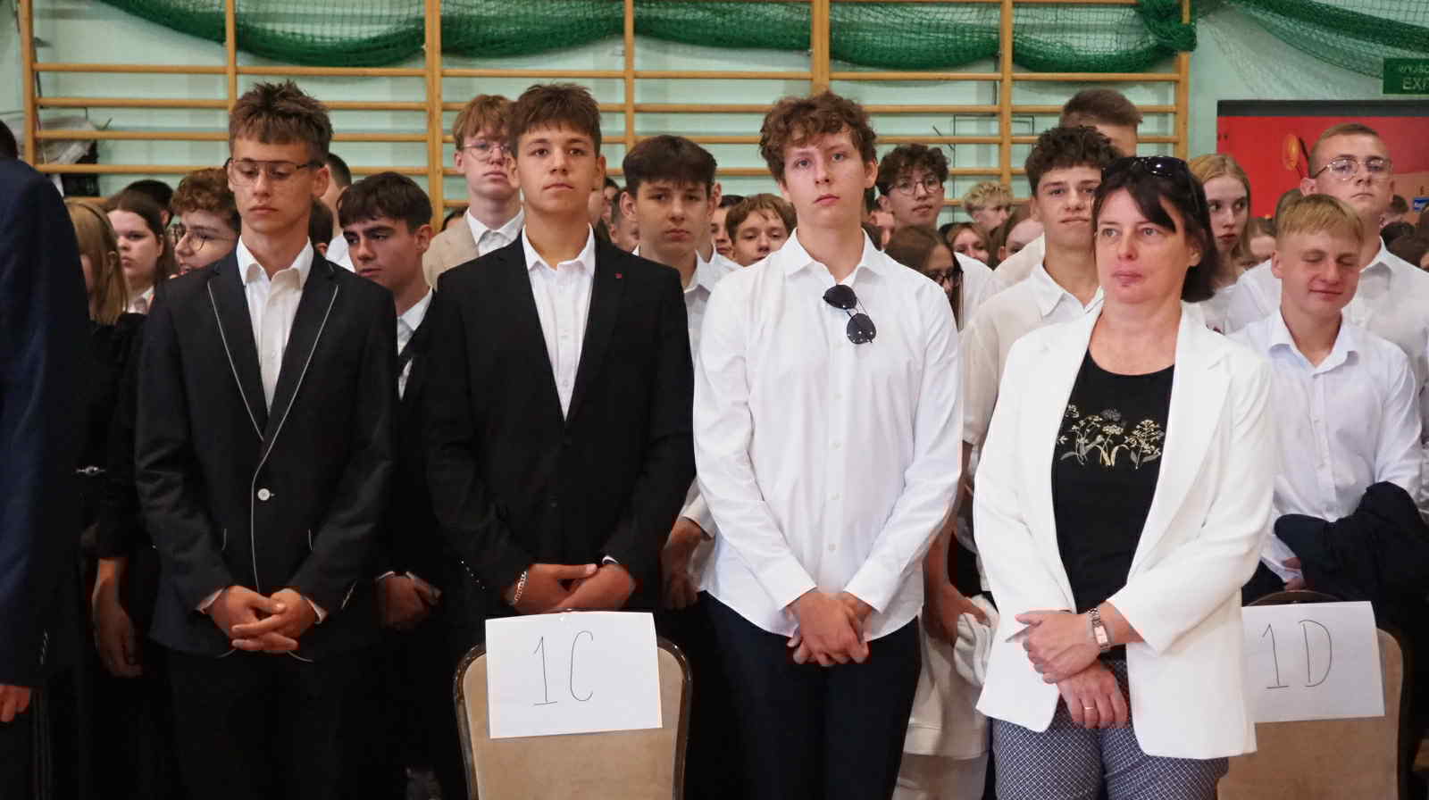 Zdjęcie Rozp roku 2025-2026 (39)e0ee05ed-50e2-46c5-a80b-5176942c6afa.jpeg w galerii Uroczyste rozpoczęcie roku szkolnego 2025/2026